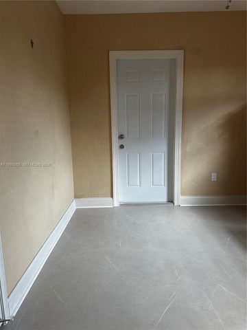 7540 SW 37th St, Miami, FL 33155