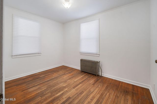 4 Woodrow Road, Amsterdam, NY 12010