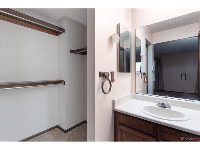 4051 E 126th Pl, Thornton, CO 80241