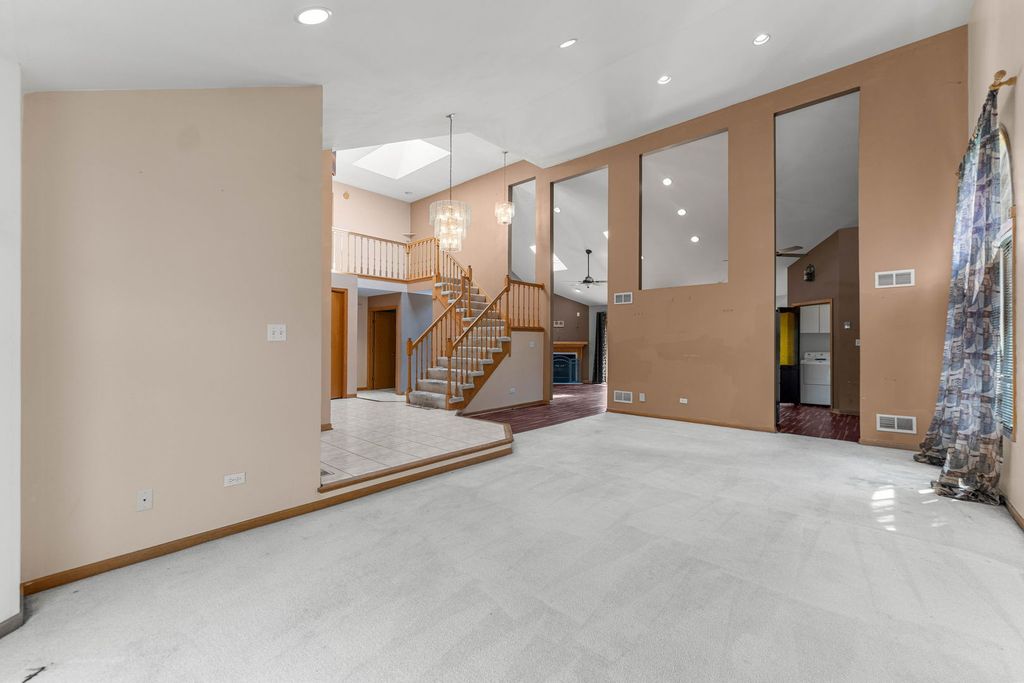 230 Lakeview Court, Steger, IL 60475 — photo 4