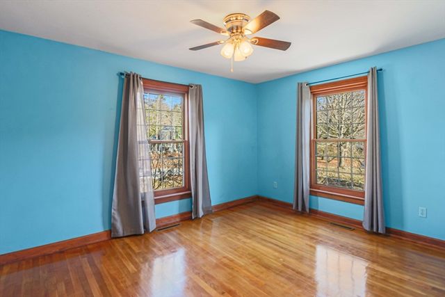 26 Middlemost Way, Stow, MA 01775