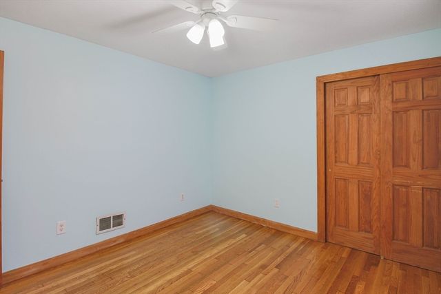 26 Middlemost Way, Stow, MA 01775