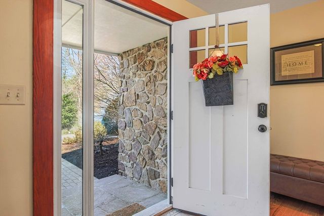 26 Middlemost Way, Stow, MA 01775