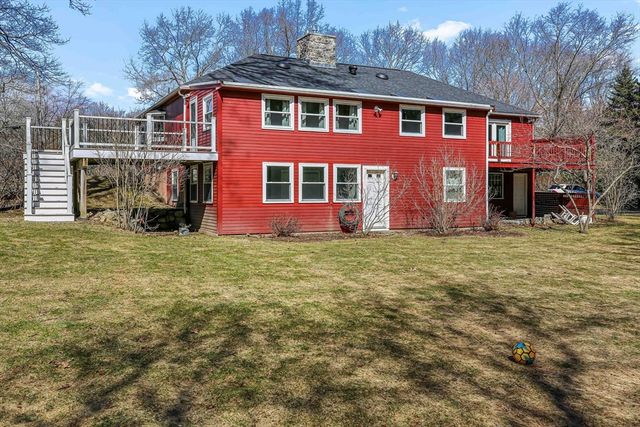 26 Middlemost Way, Stow, MA 01775