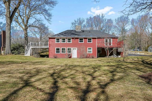 26 Middlemost Way, Stow, MA 01775