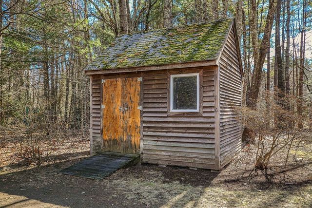 26 Middlemost Way, Stow, MA 01775