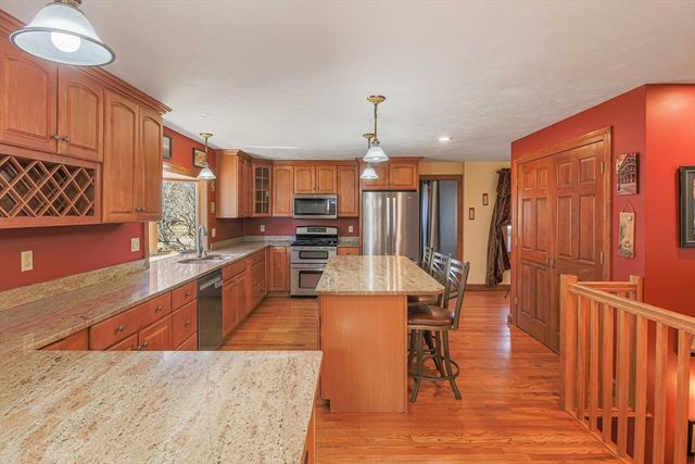 26 Middlemost Way, Stow, MA 01775