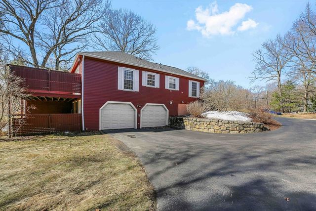 26 Middlemost Way, Stow, MA 01775