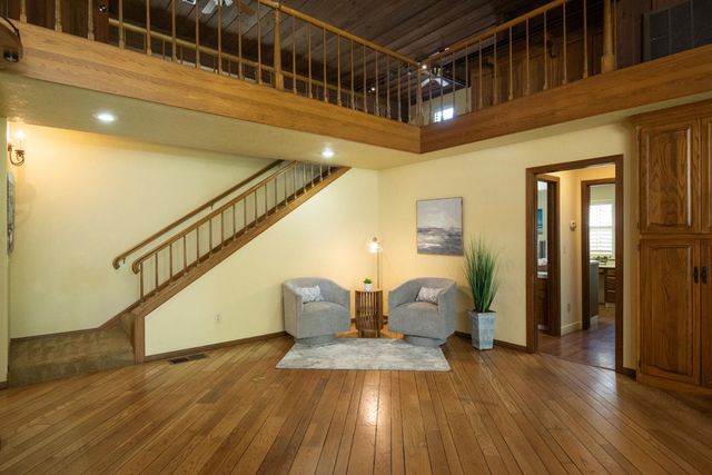 925 Scenic Ct, Modesto, CA 95355