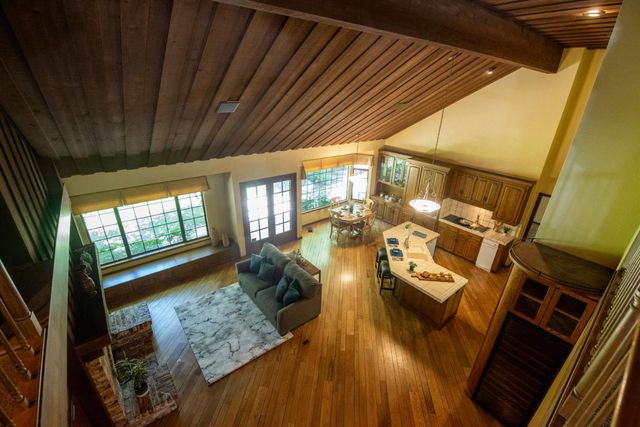 925 Scenic Ct, Modesto, CA 95355