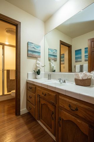 925 Scenic Ct, Modesto, CA 95355