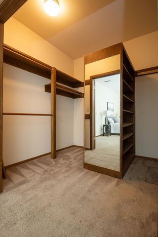 925 Scenic Ct, Modesto, CA 95355