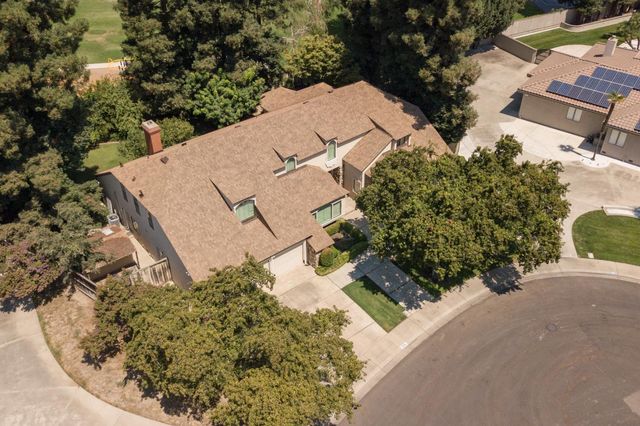 925 Scenic Ct, Modesto, CA 95355