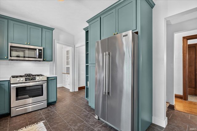 918 E Jefferson Boulevard, South Bend, IN 46617