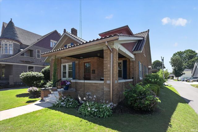 918 E Jefferson Boulevard, South Bend, IN 46617