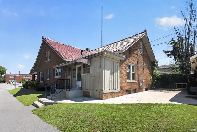 918 E Jefferson Boulevard, South Bend, IN 46617
