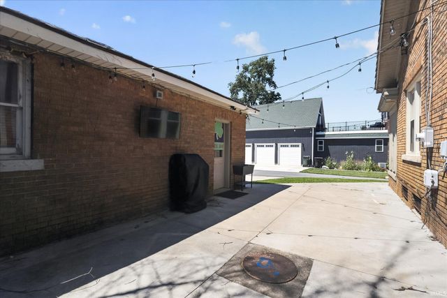 918 E Jefferson Boulevard, South Bend, IN 46617