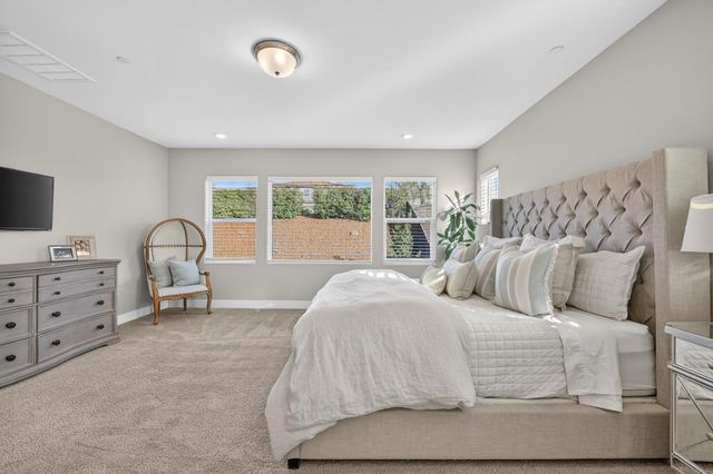 1233 Harvest Loop, Folsom, CA 95630