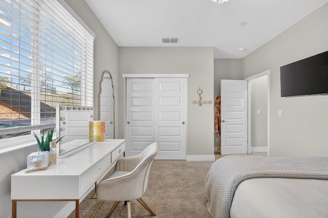 1233 Harvest Loop, Folsom, CA 95630