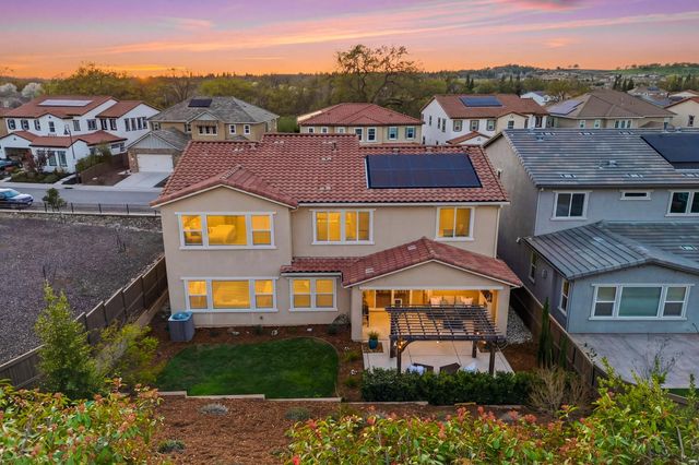 1233 Harvest Loop, Folsom, CA 95630