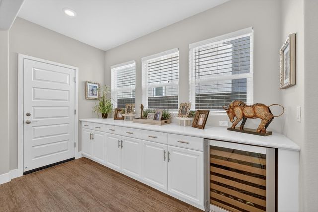 1233 Harvest Loop, Folsom, CA 95630