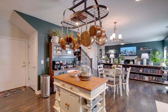1065 Lindyn Lee Way, Gallatin, TN 37066
