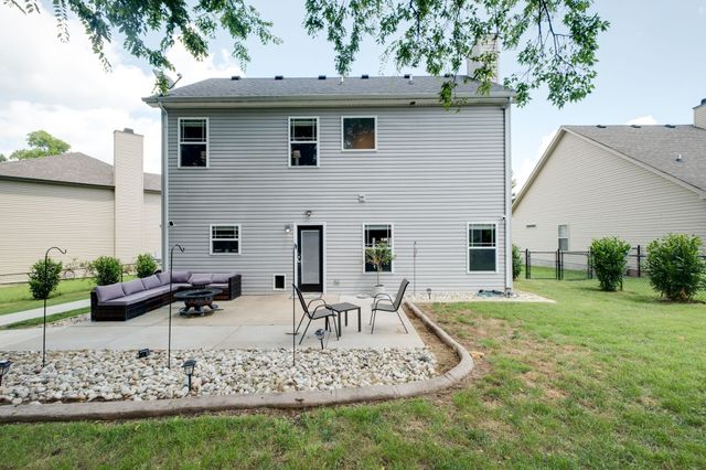 1065 Lindyn Lee Way, Gallatin, TN 37066