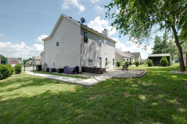 1065 Lindyn Lee Way, Gallatin, TN 37066