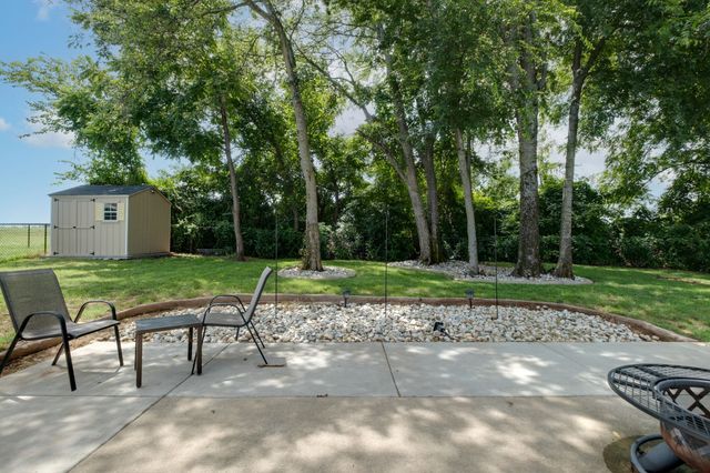 1065 Lindyn Lee Way, Gallatin, TN 37066