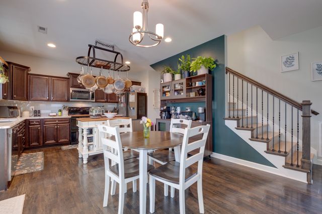 1065 Lindyn Lee Way, Gallatin, TN 37066