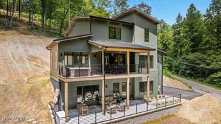1620 Bear Valley Rd, Sevierville, TN 37876