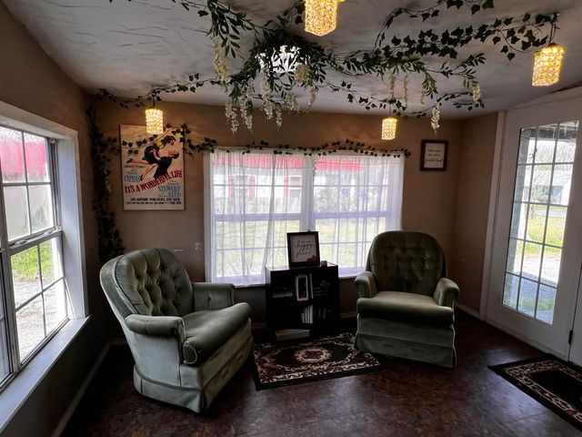 726 S Cherokee Street, Grove, OK 74344