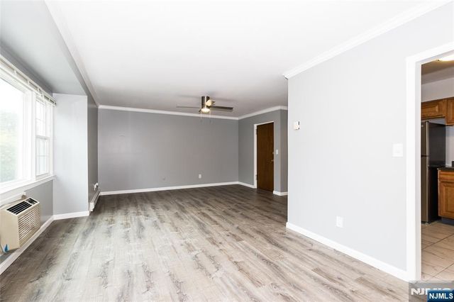 190 Park Street, East Orange, NJ 07017