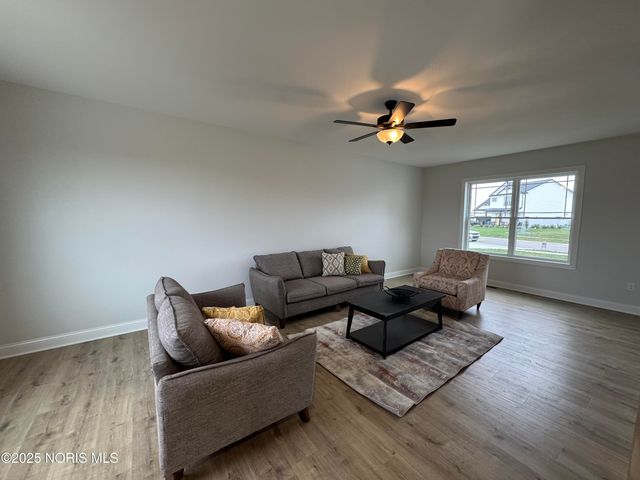 1924 Caleb Court, Waterville, OH 43566