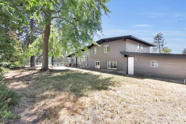 1917 S Union Rd, Spokane, WA 99206