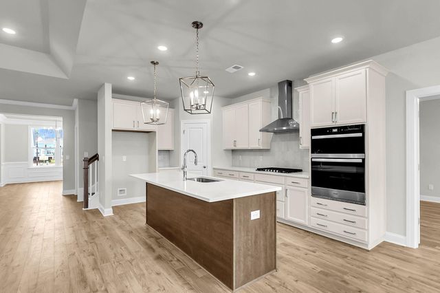 737 Maynard Lane, Summerville, SC 29486