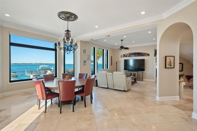 3806 Walden Estates Drive, Montgomery, TX 77356