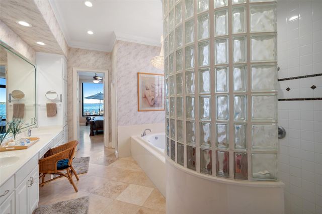 3806 Walden Estates Drive, Montgomery, TX 77356