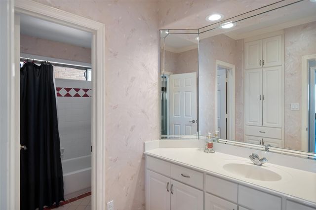 3806 Walden Estates Drive, Montgomery, TX 77356