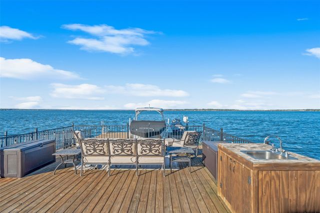 3806 Walden Estates Drive, Montgomery, TX 77356