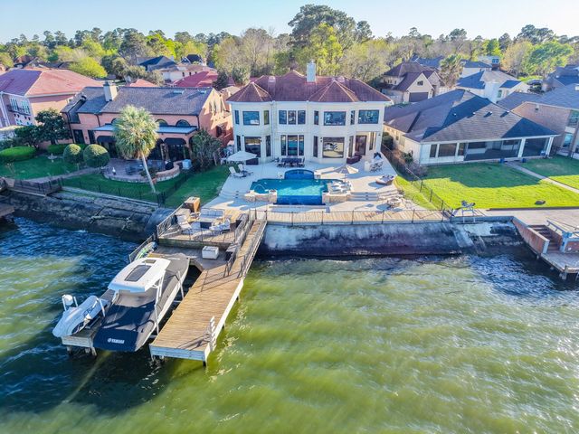 3806 Walden Estates Drive, Montgomery, TX 77356