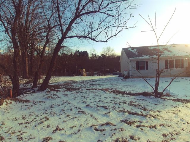 5 Silver St, Wilbraham, MA 01095