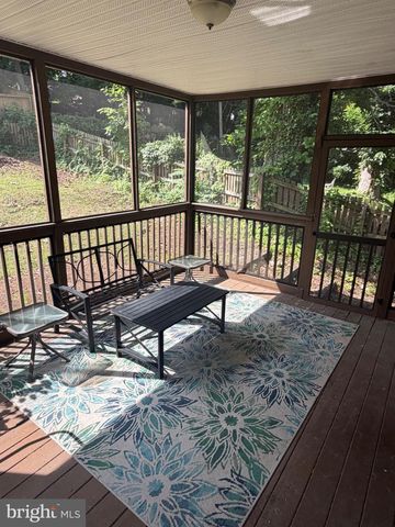 3 BEACON HILL RD, Baltimore, MD 21207