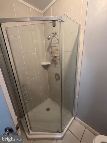 3 BEACON HILL RD, Baltimore, MD 21207