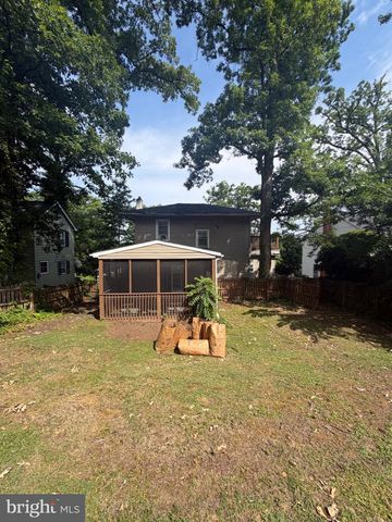 3 BEACON HILL RD, Baltimore, MD 21207