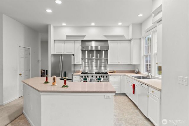 2312 Carnbee Court SE, Lacey, WA 98513