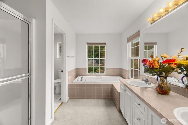 2312 Carnbee Court SE, Lacey, WA 98513