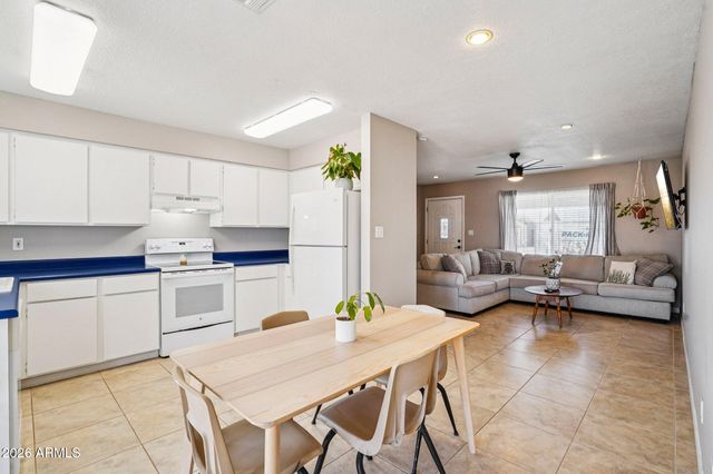 1635 W PLANA Avenue, Mesa, AZ 85202