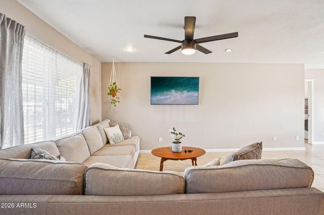 1635 W PLANA Avenue, Mesa, AZ 85202