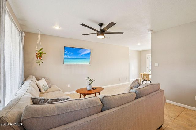 1635 W PLANA Avenue, Mesa, AZ 85202